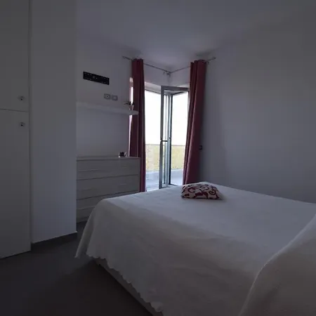 Apartment Vista Mare Porto SantʼElpidio